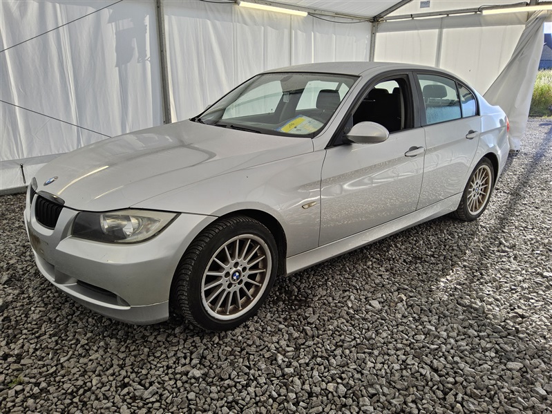 BMW 318 318 ESSENCE n°110