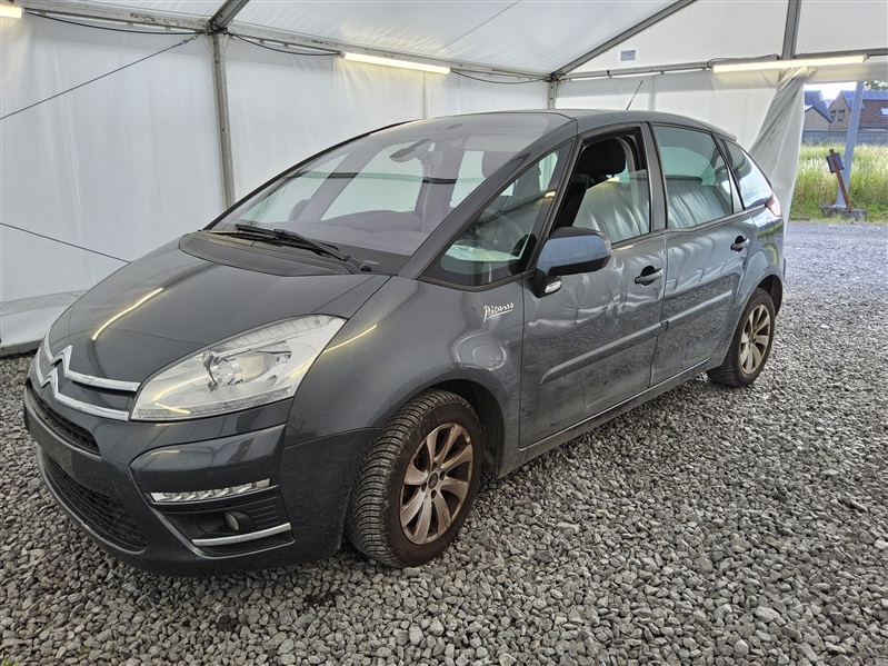 Citroen C4 Picasso 1.6i Attraction n°181