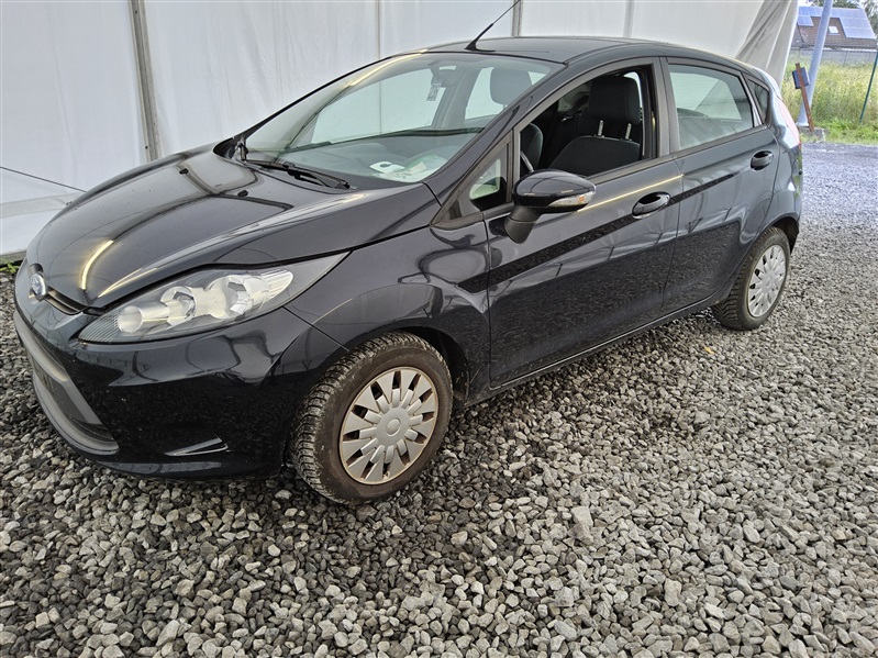 Ford Fiesta 1.6 TDCi Champions Edition ECOnetic II n°236
