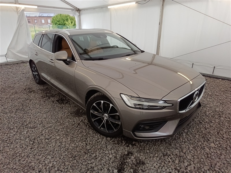 Volvo V60 2.0 D3 Momentum NAVI/CUIR/FULL LED EXPERTISE N°252