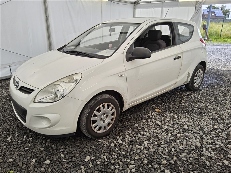 Hyundai i20 1.2i Comfort MY2011 n°285