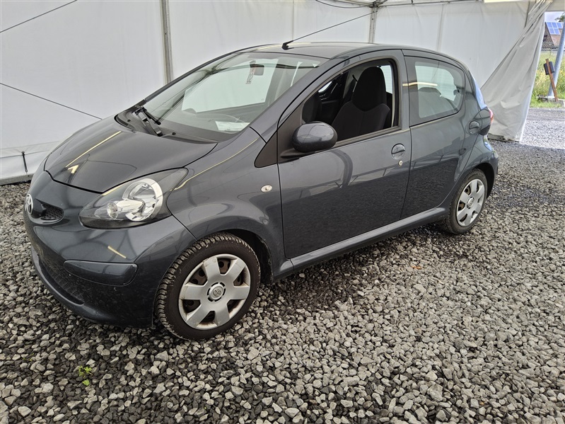 Toyota Aygo 1.4 Turbo D4D VE/VC n°02