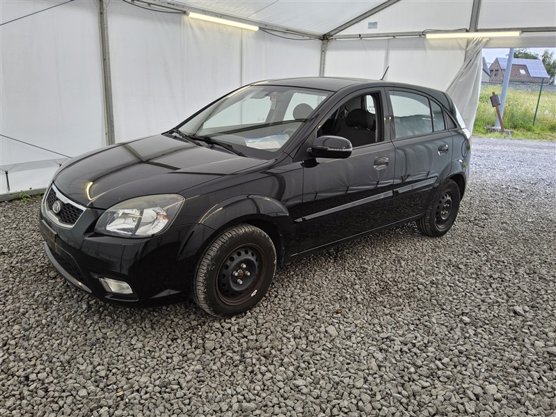 Kia Rio 1.5 CRDi VGT Aventura n°38