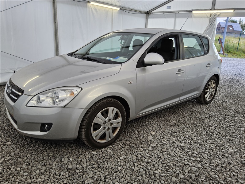 Kia Ceed / cee'd 1.6 Turbo CRDi VGT EX iLounge n°149