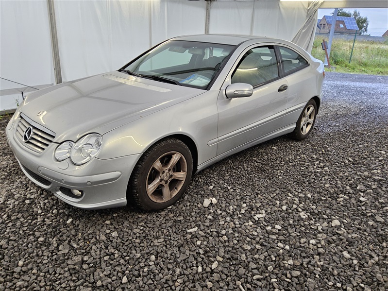 Mercedes-Benz C 220 C220D COUPE N N° 213