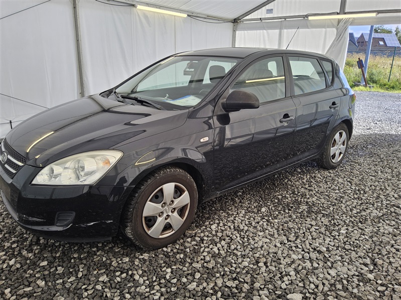 Kia Ceed / cee'd 1.4i EX n°280