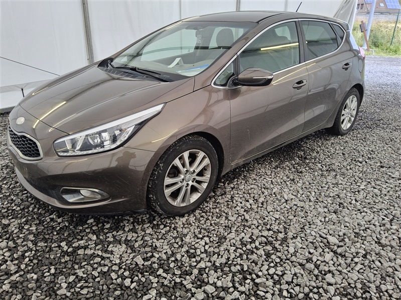 Kia Ceed / cee'd 1.6 CRDi Mind n°19