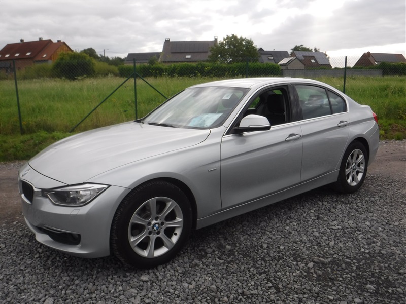 BMW 320 320 d EURO5 n°08