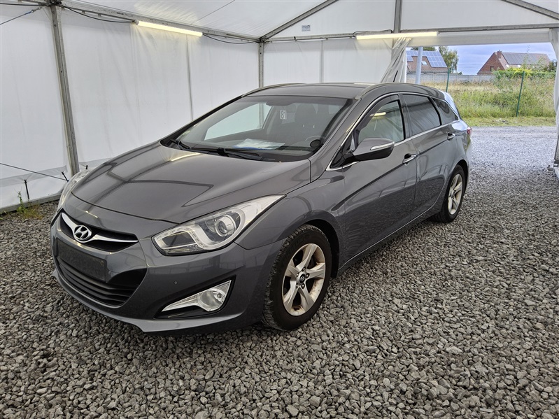 Hyundai i40 1.7 CRDi Move n°81