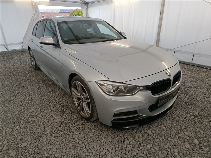 BMW 318 318d PACK M/NAVI PRO/ALCANTARA/PANO OUVRANT//EXPERTISE N°111