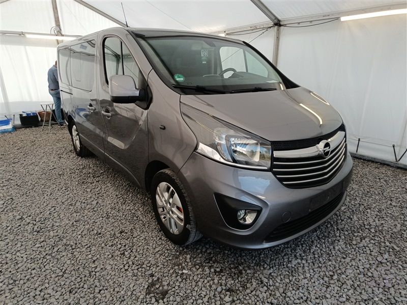 Opel Vivaro 1.6 8PL /AC / PDC AR /JA/NAVI//EXPERTISE N°123