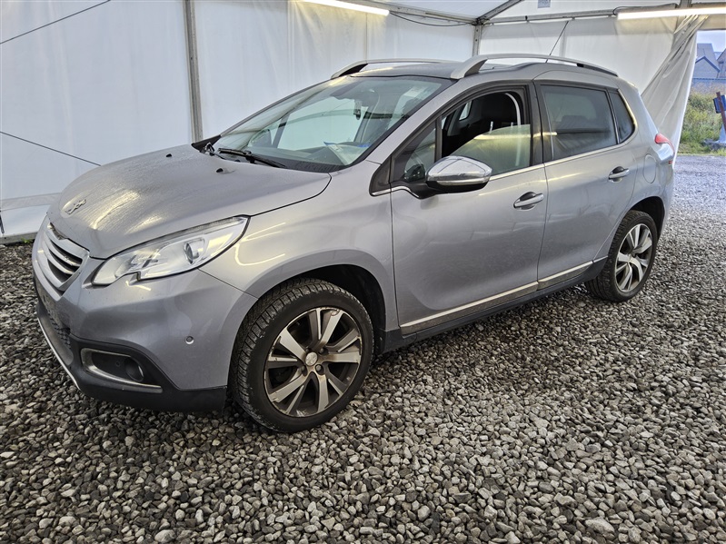 Peugeot 2008 1.6 BlueHDi Feline S&S n°104