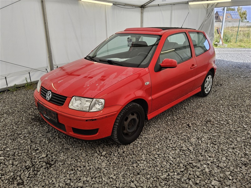 Volkswagen Polo 1.0i Base n°211