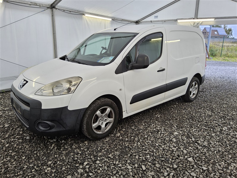 Peugeot Partner 1.6 HDi L1H1 Confort 120 FAP (EU5) n°186