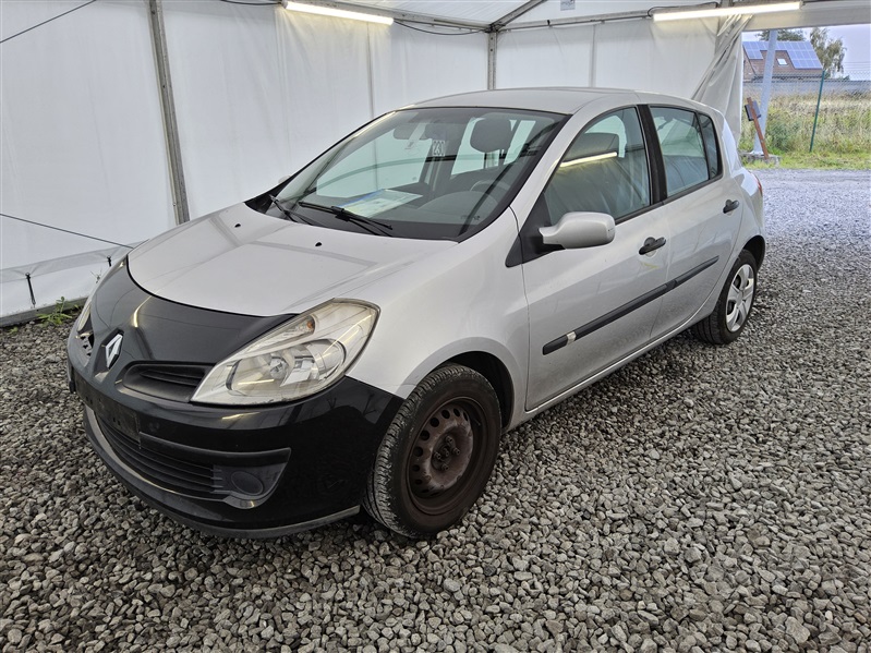 Renault Clio 1.2i 16v Community Blue EURO4 n°230