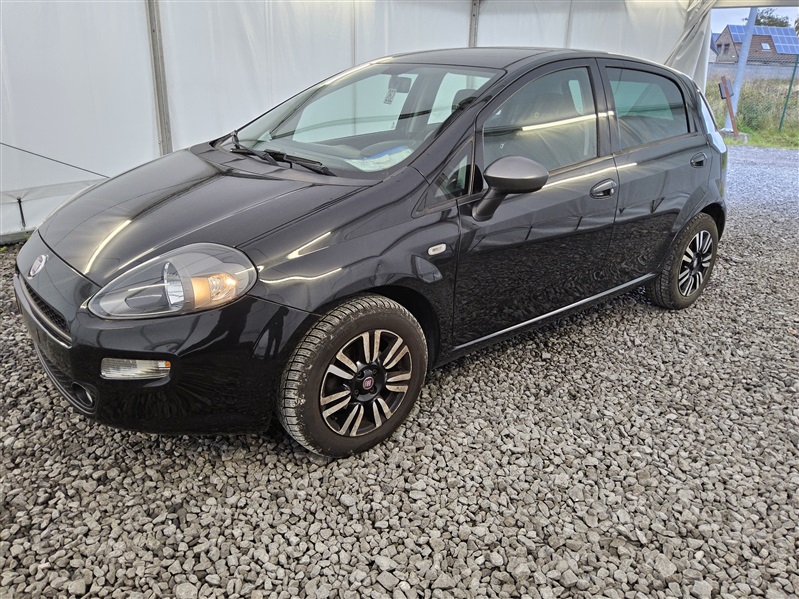 Fiat Punto 1.2i Street n°262