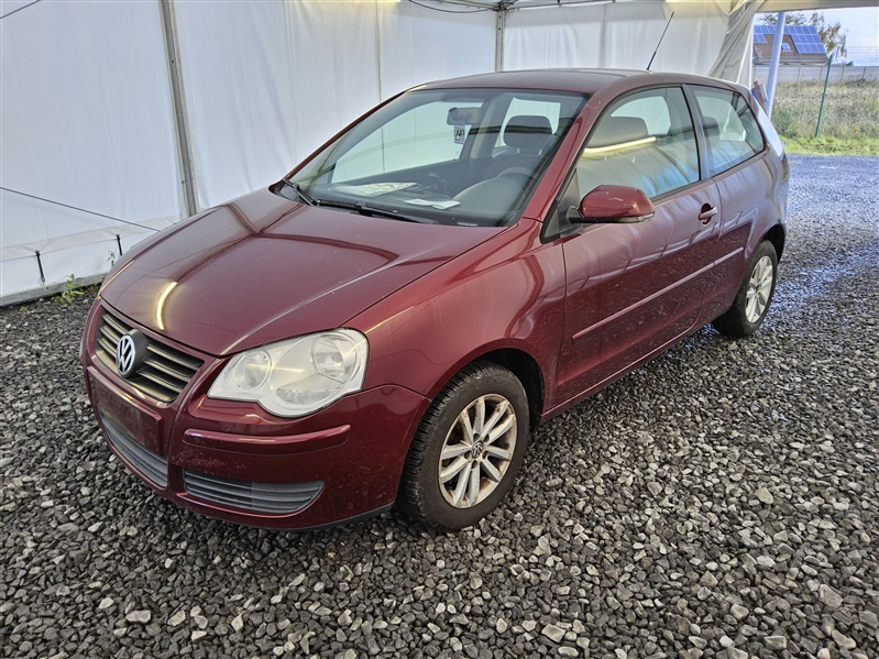 Volkswagen Polo 1.4 TD N°290