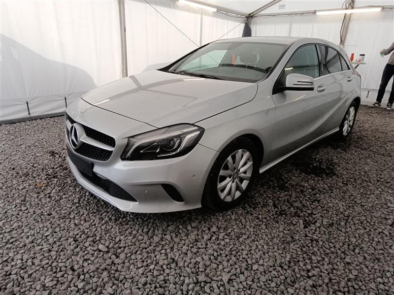 Mercedes-Benz A 180 NAVI/CUIR/FULL LED/PDCAV+AR/JA16"//EXPERTISE N°89