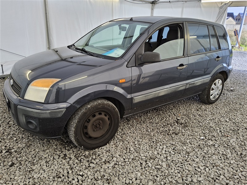 Ford Fusion 1.4i Trend n°153