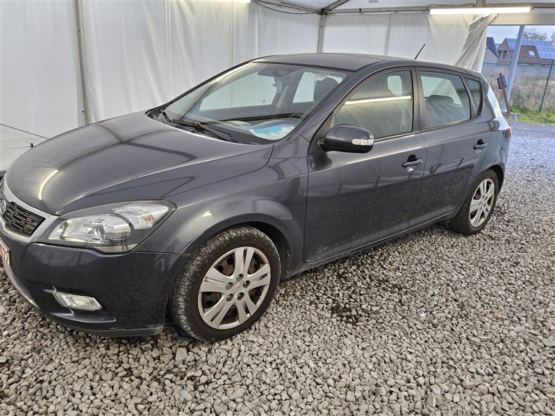 Kia Ceed / cee'd 1.6 CRDi LX ISG EcoDynamics DPF N 163