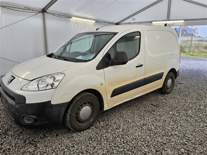 Peugeot Partner 1.6 HDi L1H1 Confort 120 FAP (EU5) n°169