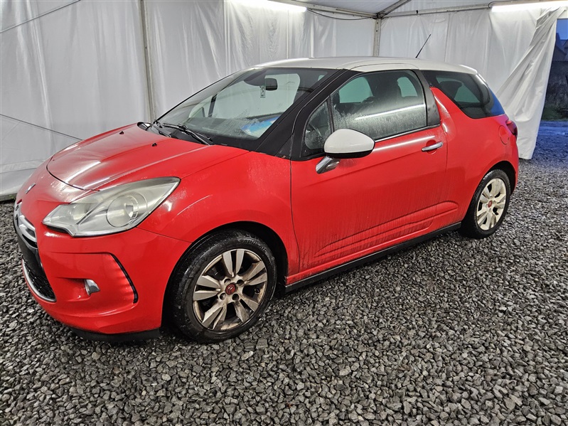 Citroen DS3 1.6 e-HDi So Chic N°251