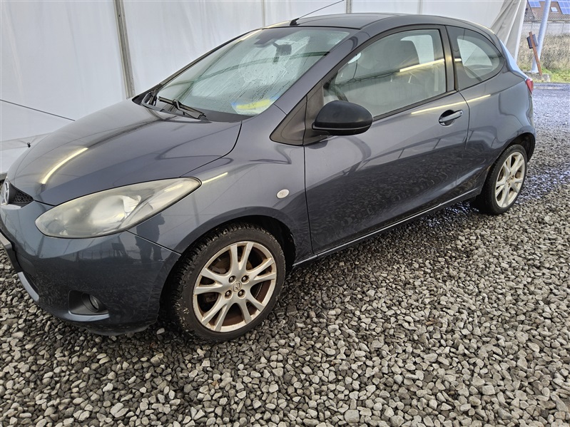 Mazda 2 1.5i Active N°286