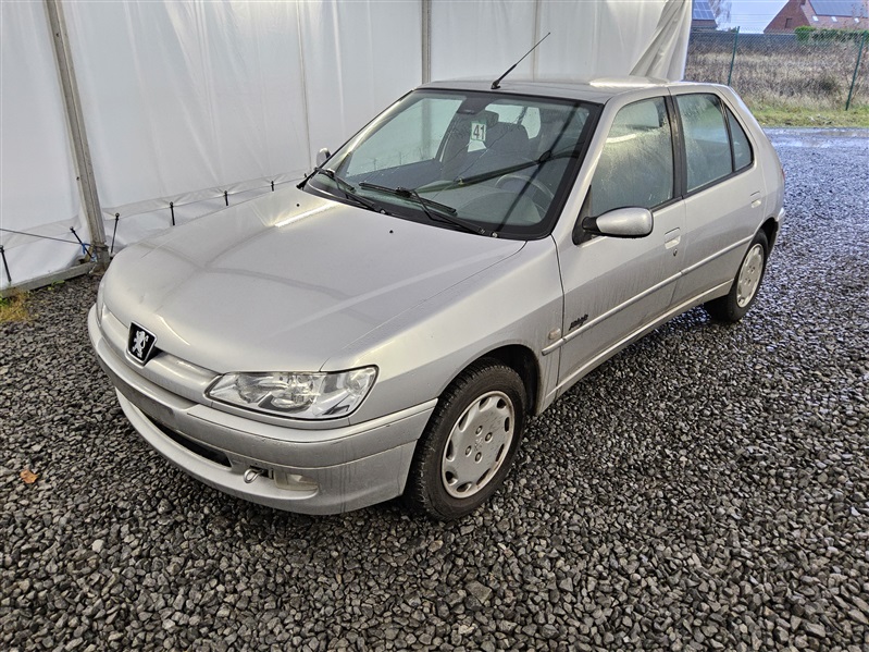 Peugeot 306 1.4i N°41