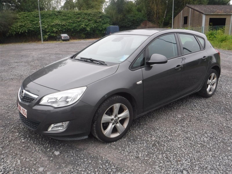 Opel Astra 1.4i Enjoy n°33