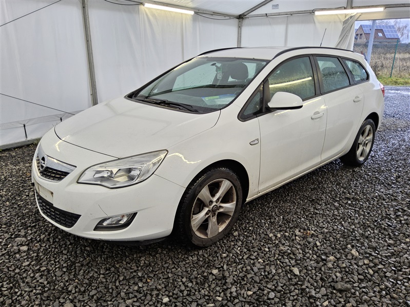 Opel Astra 1.7 CDTi ENJOY N°135