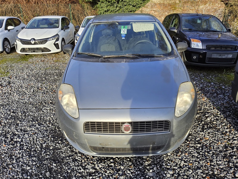 Fiat Punto 1.3 Multijet 16v 360 EN PANNE N°141