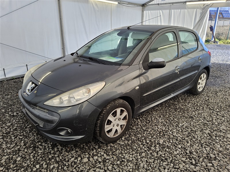 Peugeot 206 + 1.4 HDi Urban FAP N°105