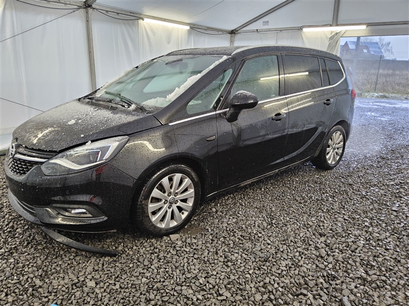 Opel Zafira Tourer 1.4 Turbo Edition N°21