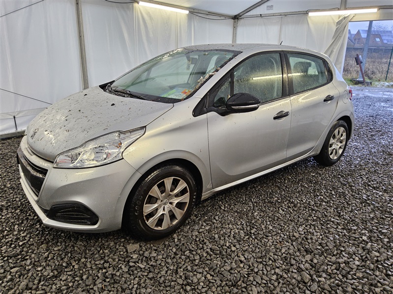 Peugeot 208 1.2i Style N°06