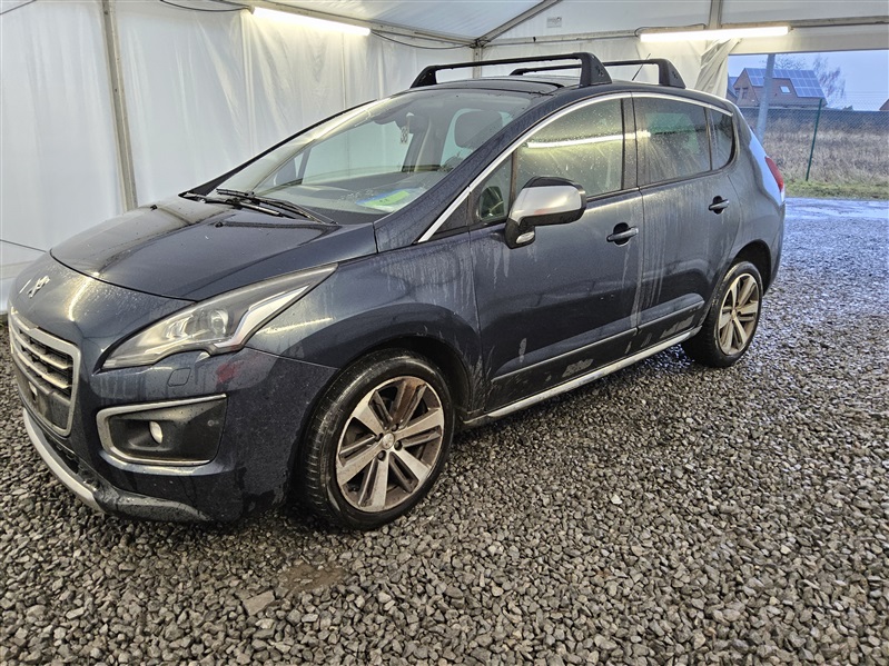 Peugeot 3008 1.6 HDi Feline N°38