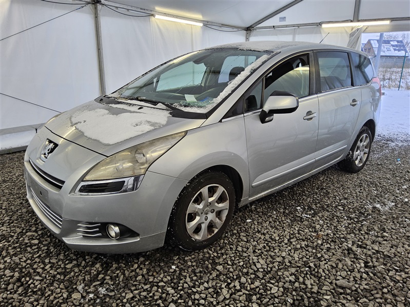 Peugeot 5008 1.6 HDi Confort Pack N°52
