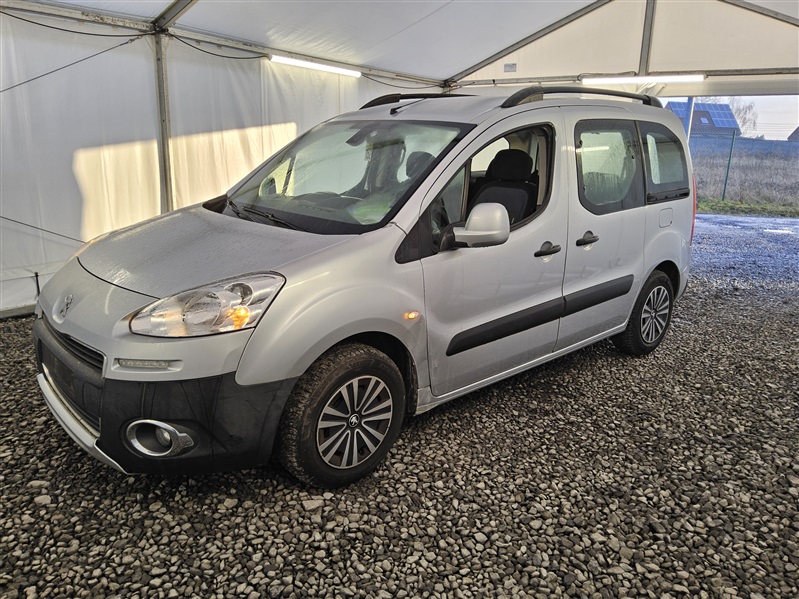 Peugeot Partner Tepee 1.6 e-HDi Active STT N°152