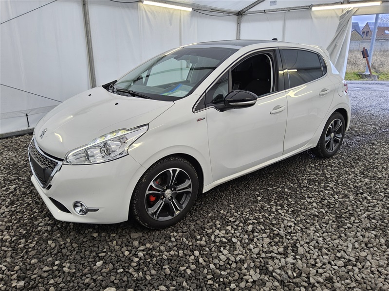 Peugeot 208 1.6 e-HDi Allure *NAVI* N°121