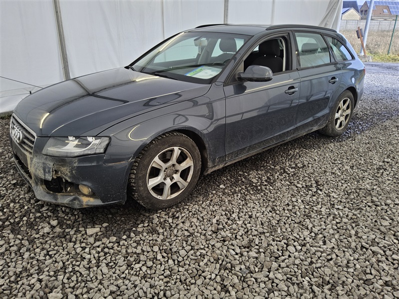 Audi A4 Avant 2.0 TDi e Start/Stop DPF N°102