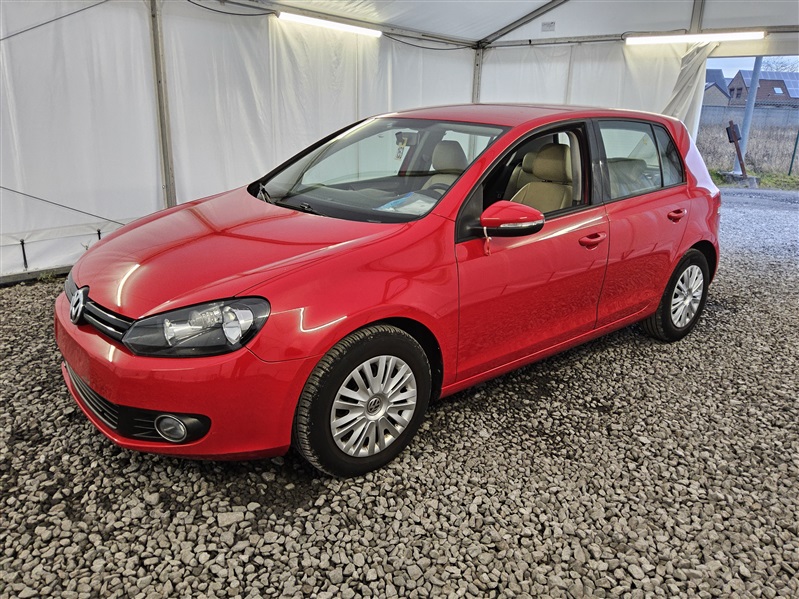 Volkswagen Golf 1.6 CR TDi BlueMotion DPF N°153