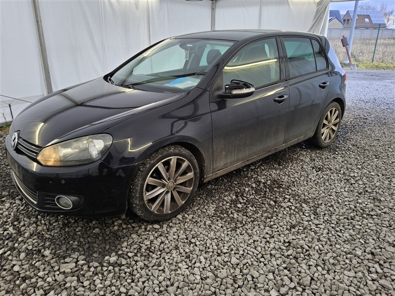 Volkswagen Golf 2.0 CR TDi Trendline DPF 128g N°187