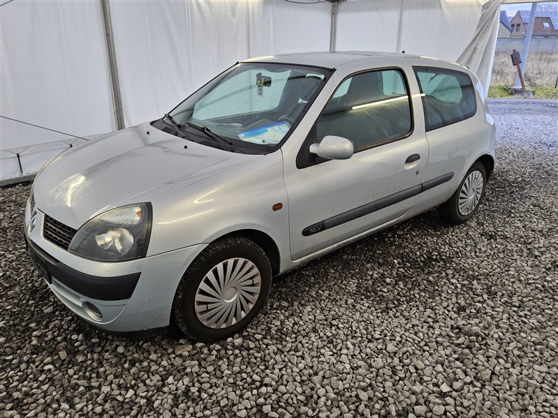 Renault Clio 1.2i N°195