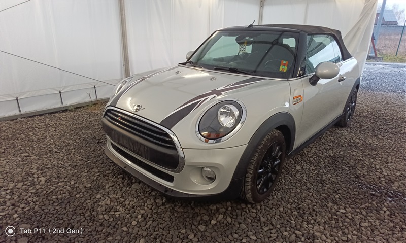 MINI Cooper Cabrio 1.5 Cooper Cabrio NAVI/PDC/JA17//EXPERTISE N°269