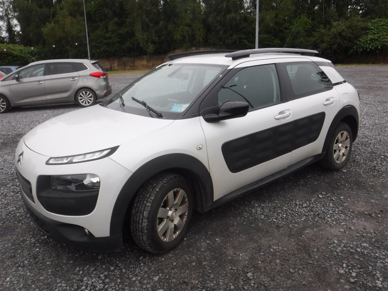 Citroen C4 Cactus 1.6 BlueHDi Feel 82g n°72 pas de coc