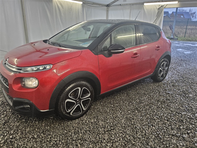 Citroen C3 1.2i PureTech Shine S&S (EU6.2) N°188