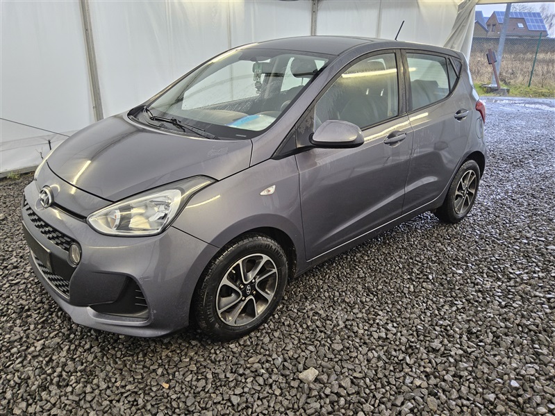 Hyundai i10 1.0i Launch Edition N°184