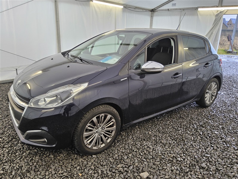 Peugeot 208 1.2i PureTech Style NAVI/JA/PDC N°164