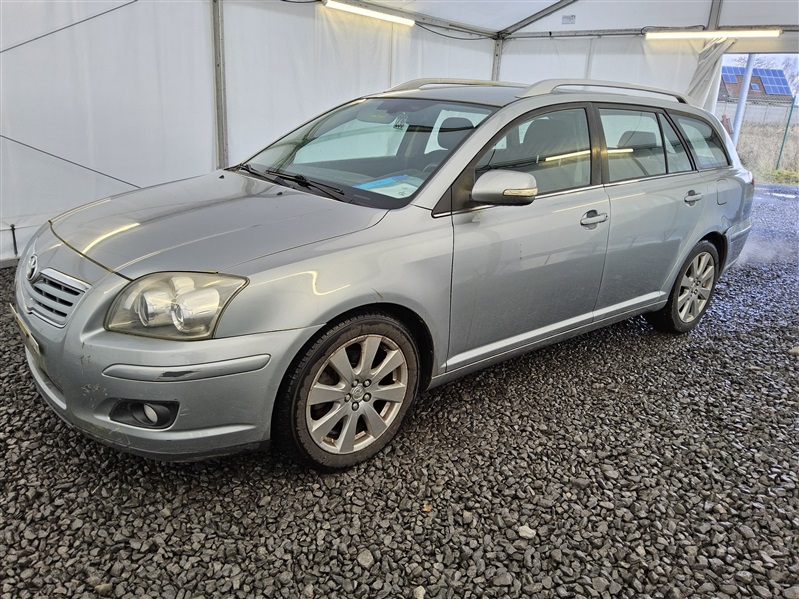 Toyota Avensis SW 2.0 Turbo D4D 16v Traveller DPF N°236