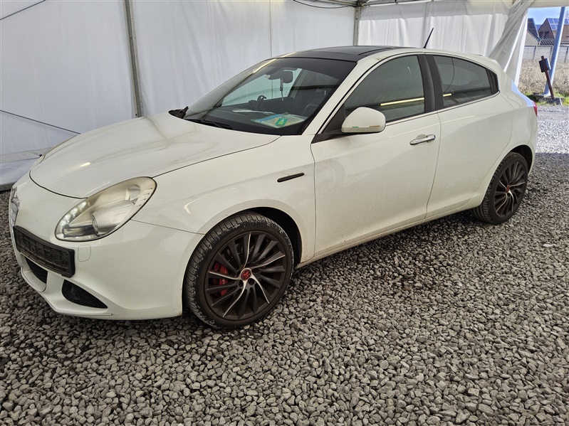 Alfa Romeo Giulietta 1.4i Multi Air Progression Start&Stop N°49