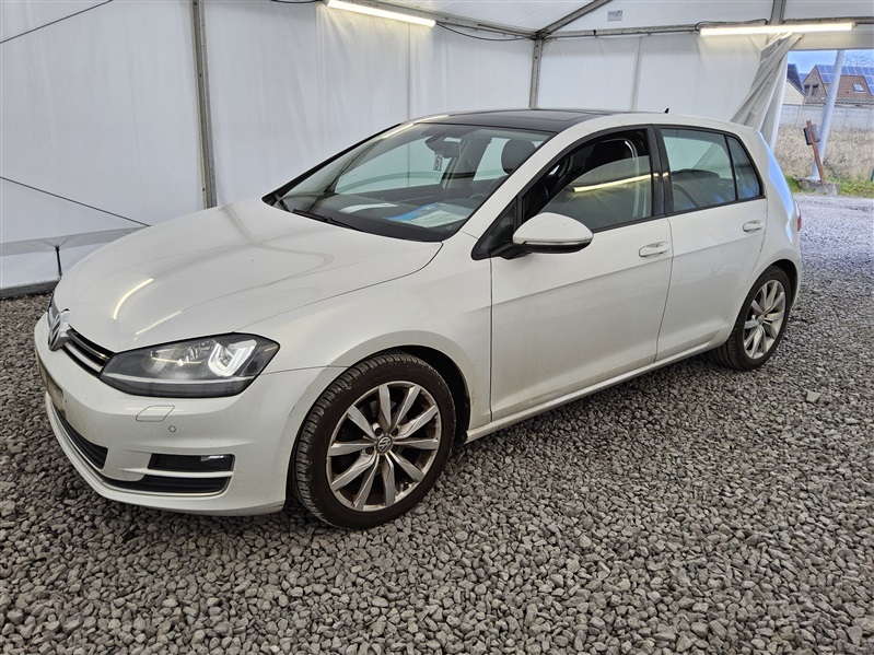 Volkswagen Golf 2.0 CR TDi Highline N°61